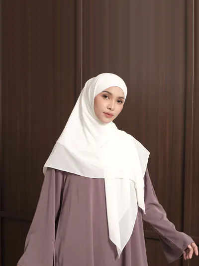 Mayara Khiban Broken White
