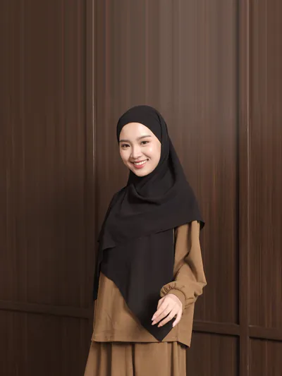 Mayara Khiban Black